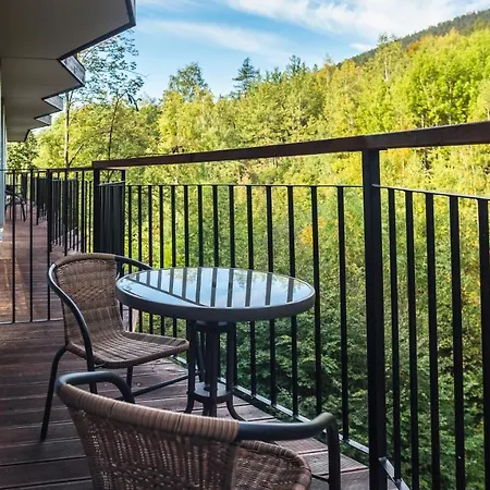 アパート Karkonosze, Sun & Snow シクラルスカ・ポレンバ