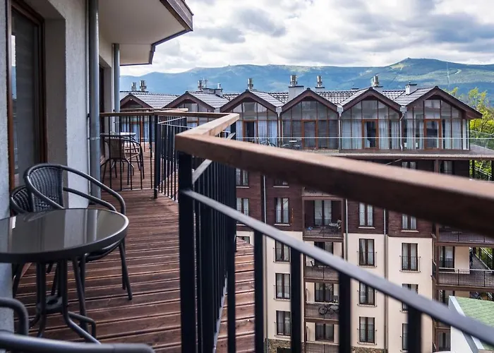 Karkonosze, Sun & Snow 스클라르스카포렘바