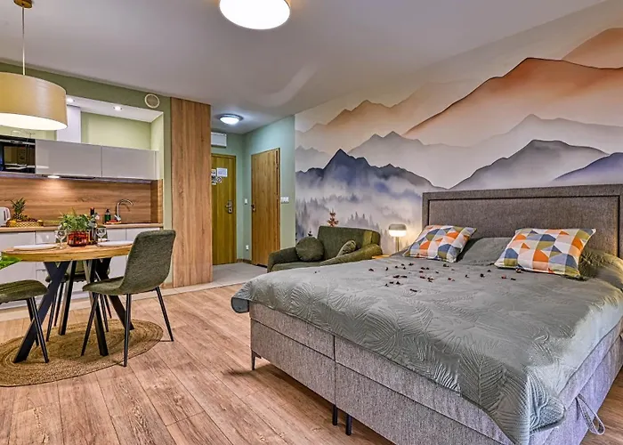 Karkonosze, Sun & Snow 스클라르스카포렘바