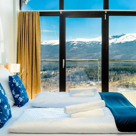 Karkonosze, Sun & Snow Apartment